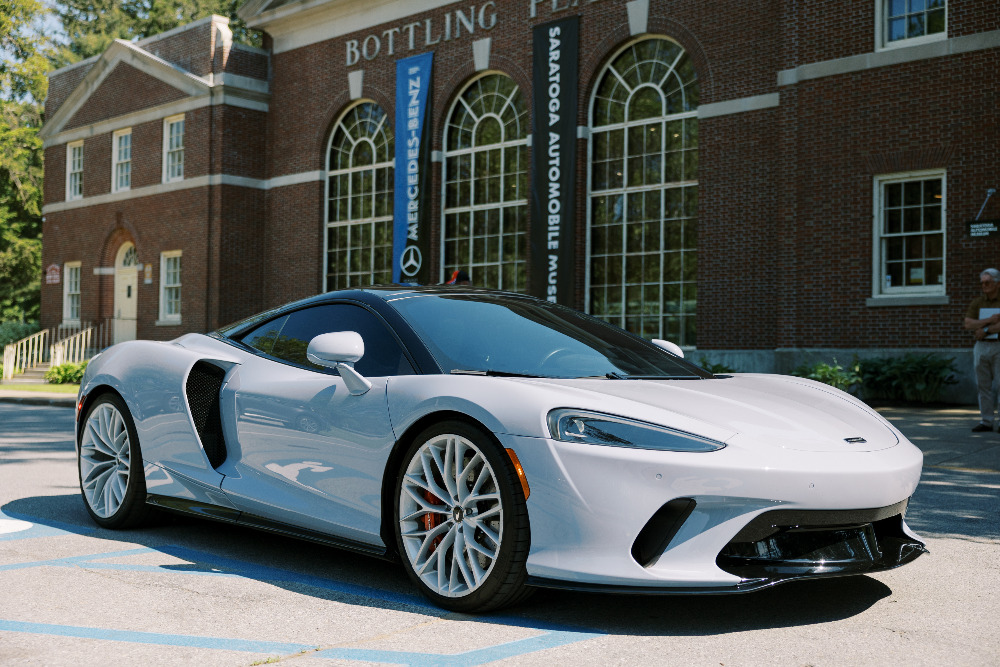 2022 McLaren GT front three-quarter view, Saratoga Motorcar Auction listing